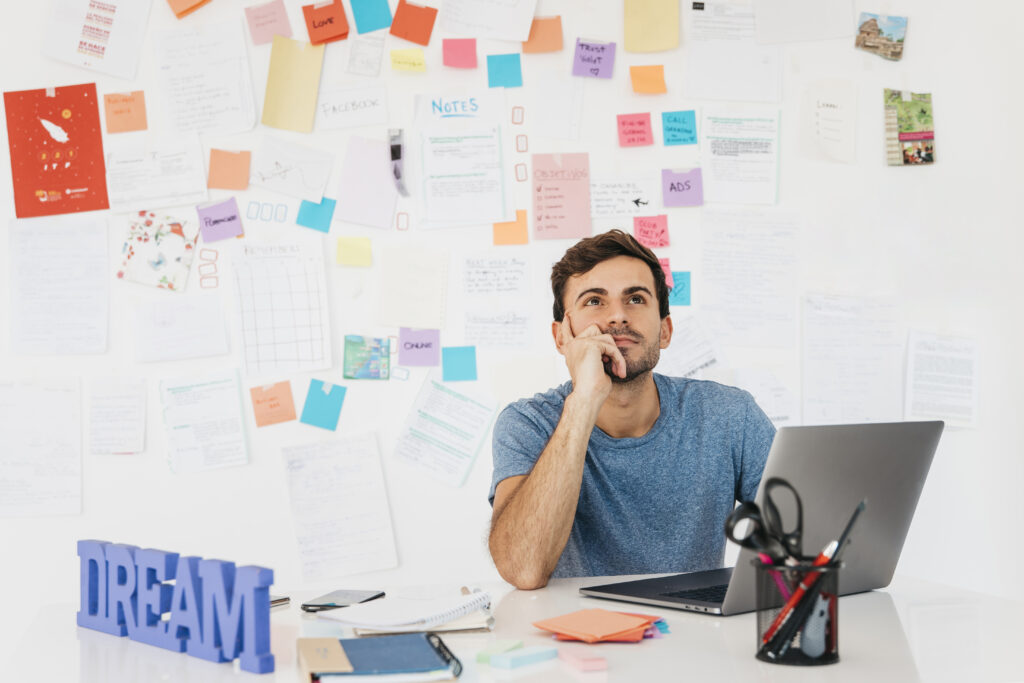 idee-cv-community-manager